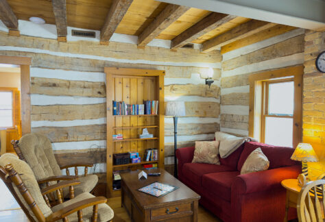 Log House Living Room IMG 0317