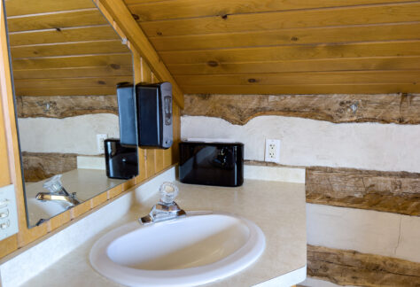 Log House Upstairs Bathroom2 Vanity IMG 0358